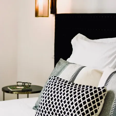 Elegance Contemporaine Sublime 3 Impeccablement Agencees Lejlighed Paris